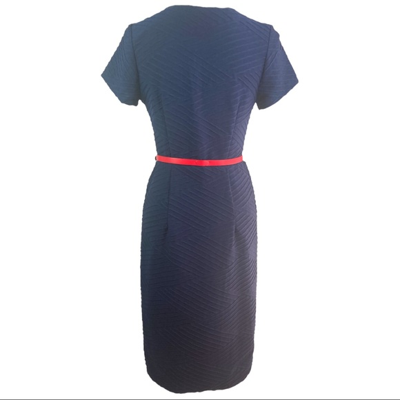 Textured Midi Sheath Dress - Picture 3 of 3